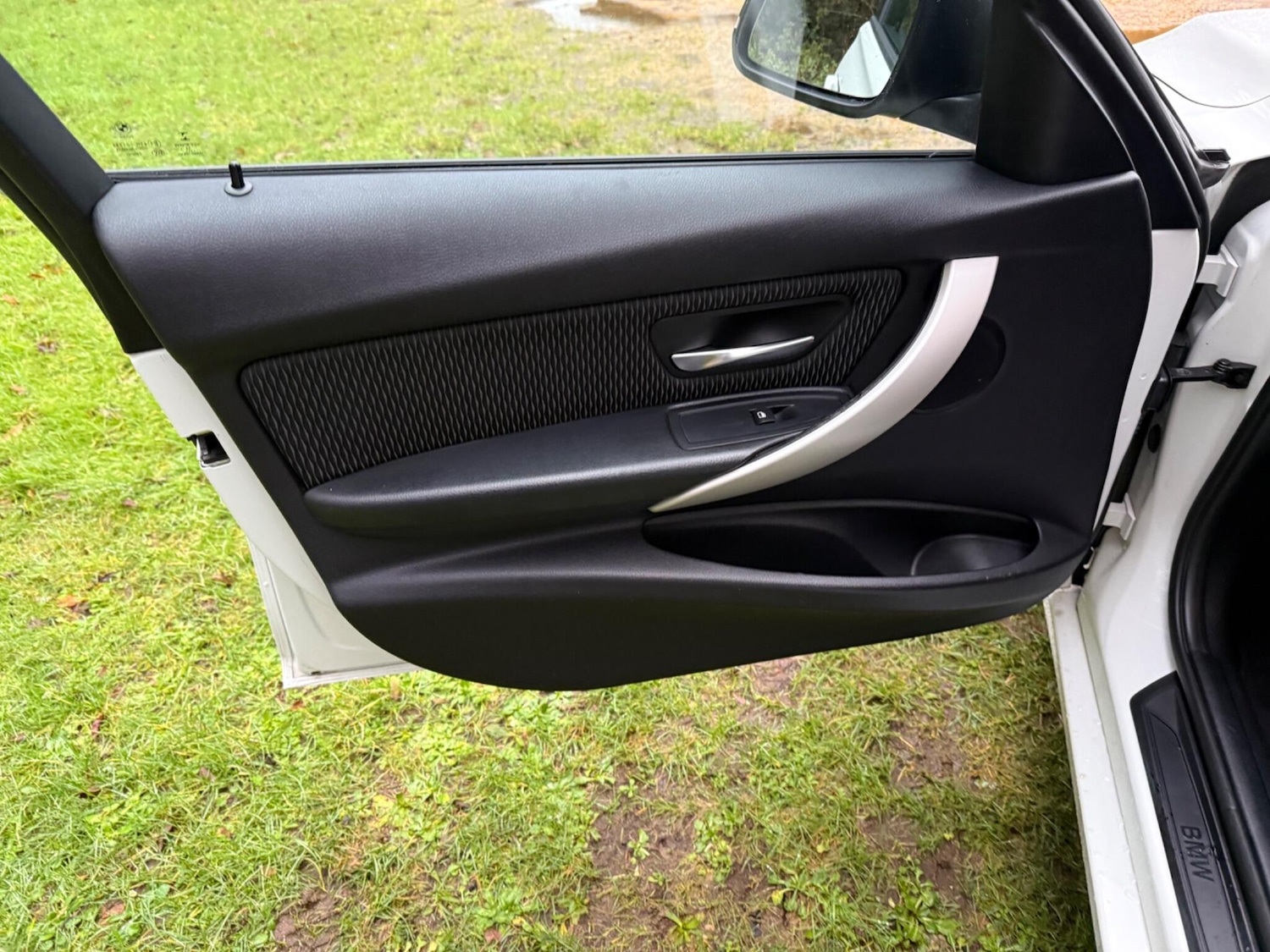 Used BMW 3 Series 2015 for sale - 77215725: Photo 55