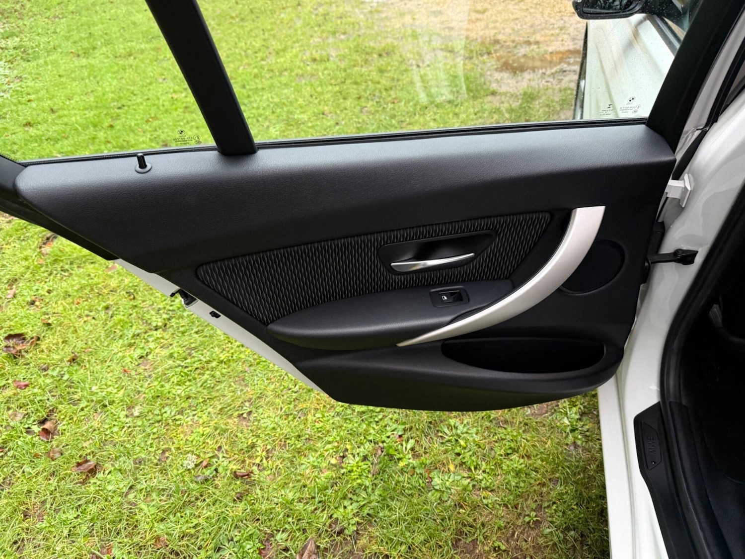 Used BMW 3 Series 2015 for sale - 77215725: Photo 56