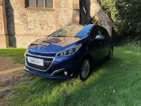 Used Peugeot 208 2017 for sale - 76026760: Photo 10