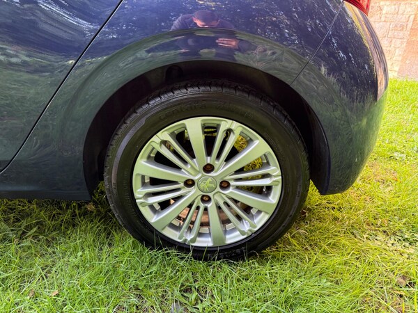 Used Peugeot 208 2017 for sale - 76026760: Photo 13