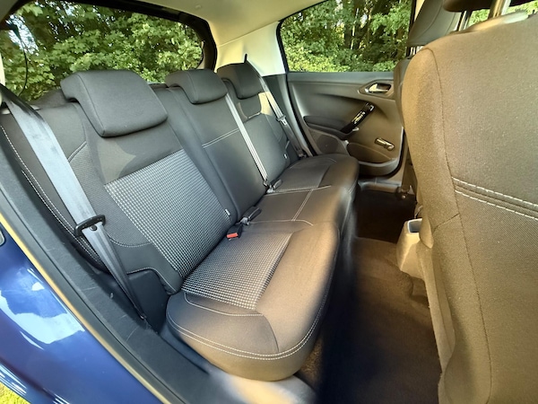 Used Peugeot 208 2017 for sale - 76026760: Photo 28