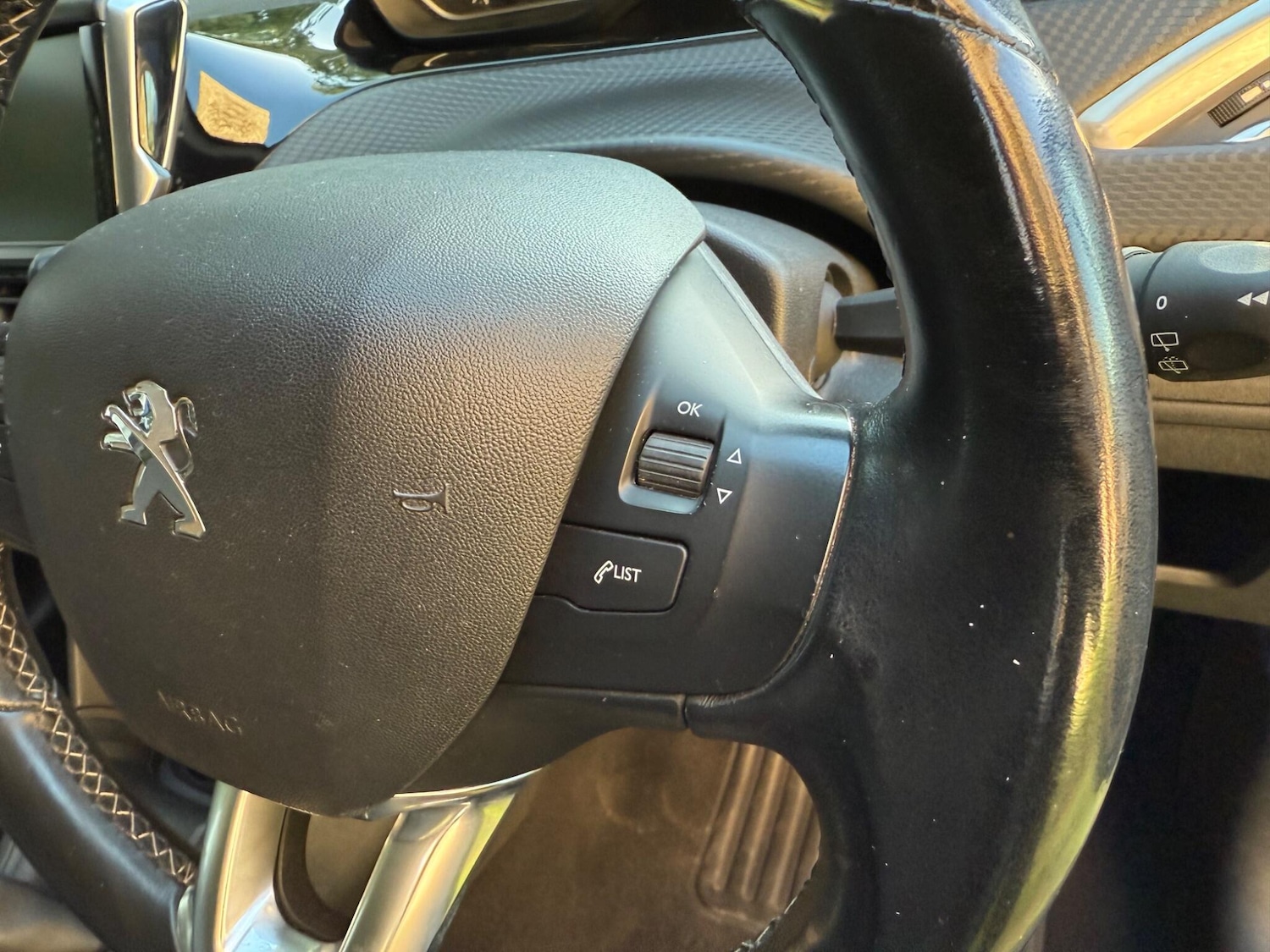 Used Peugeot 208 2017 for sale - 76026760: Photo 34