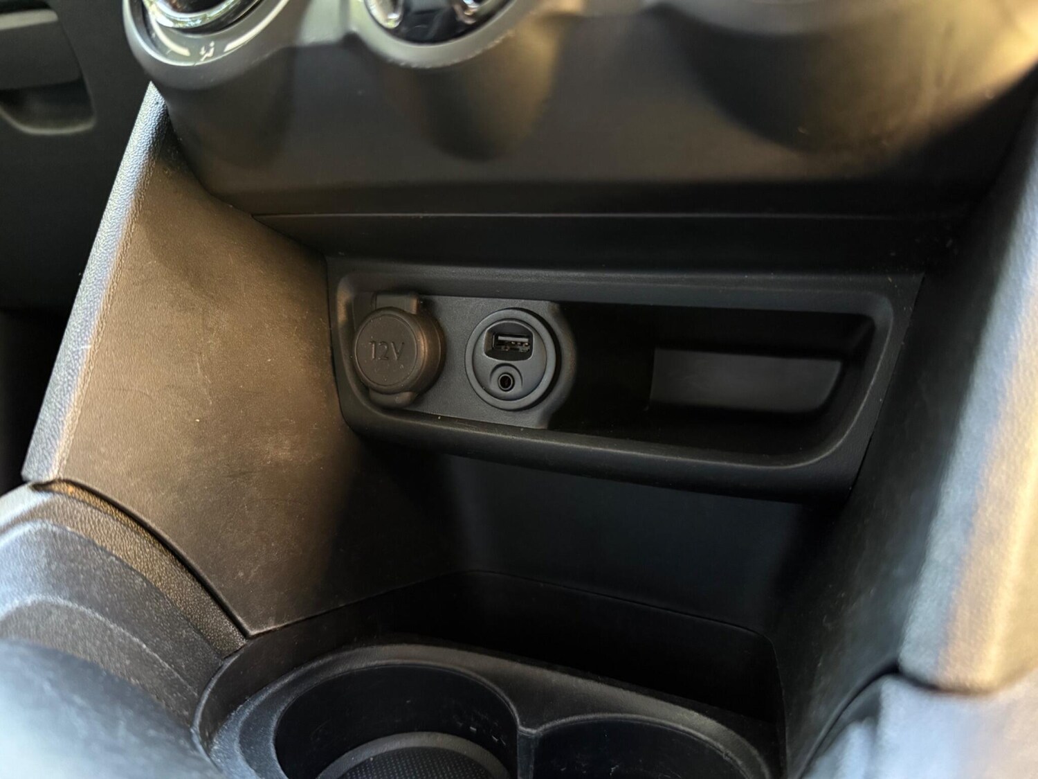 Used Peugeot 208 2017 for sale - 76026760: Photo 41