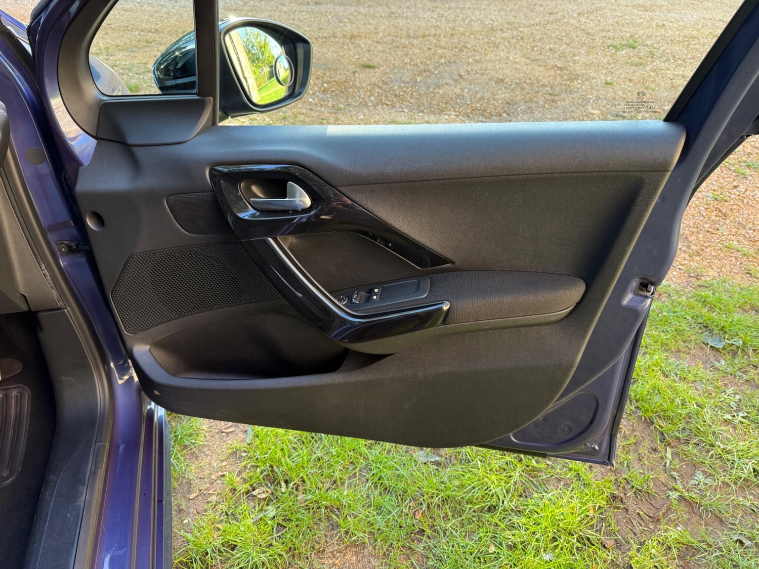 Used Peugeot 208 2017 for sale - 76026760: Photo 55