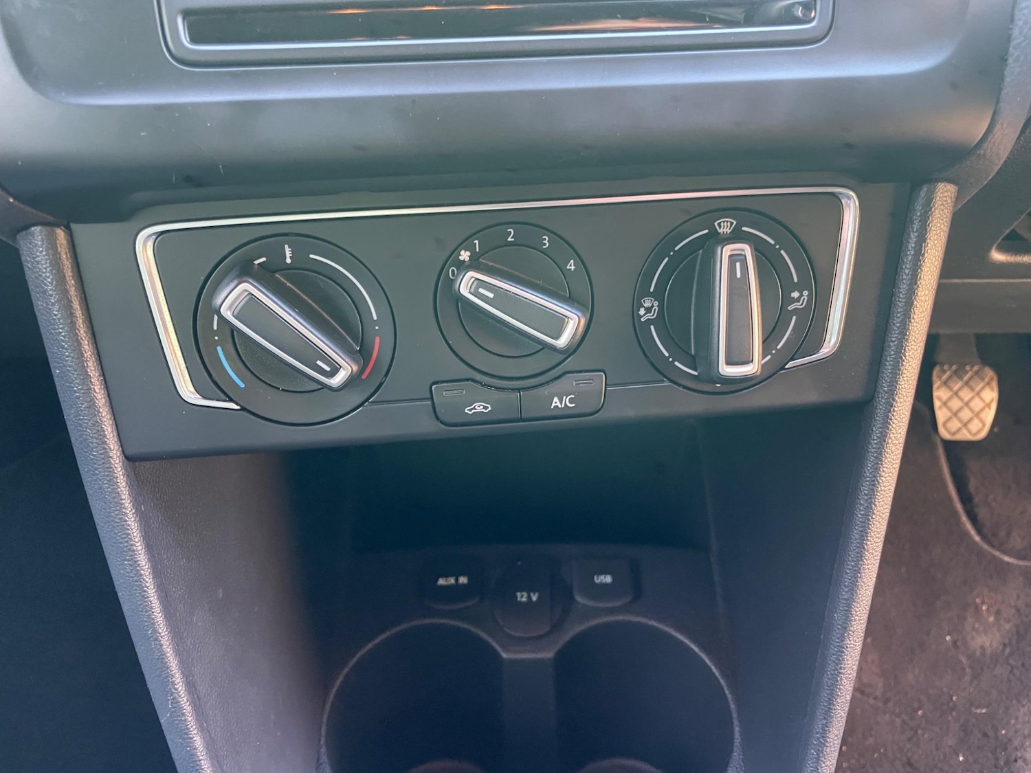 Vehicle 35