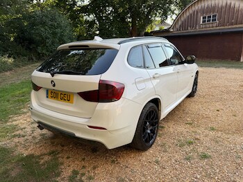 Used BMW X1 2011 for sale - 75552741: Photo