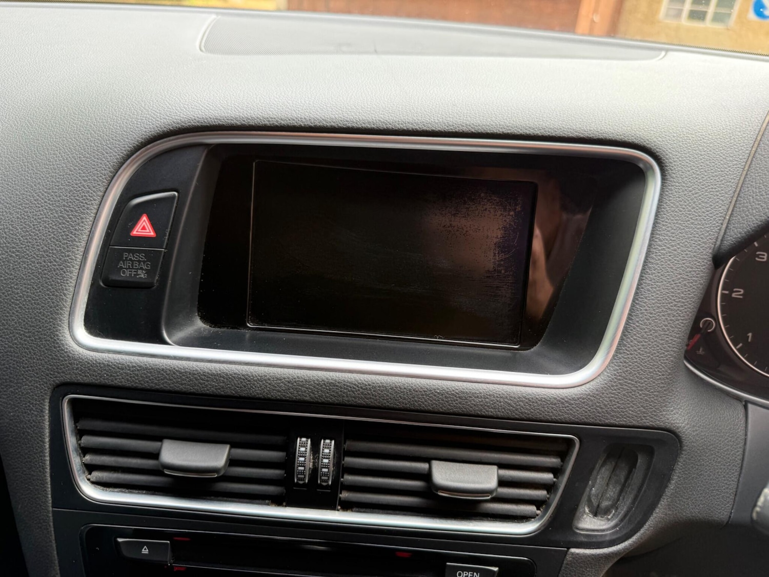 Used Audi Q5 2014 for sale - 76715583: Photo 40