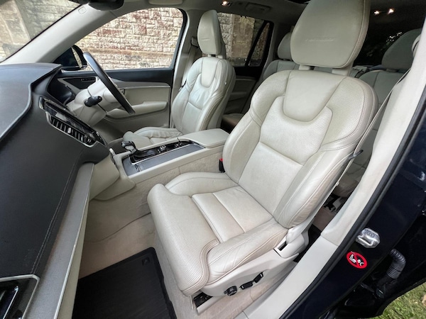 Used Volvo XC90 2015 for sale - 76094947: Photo 32