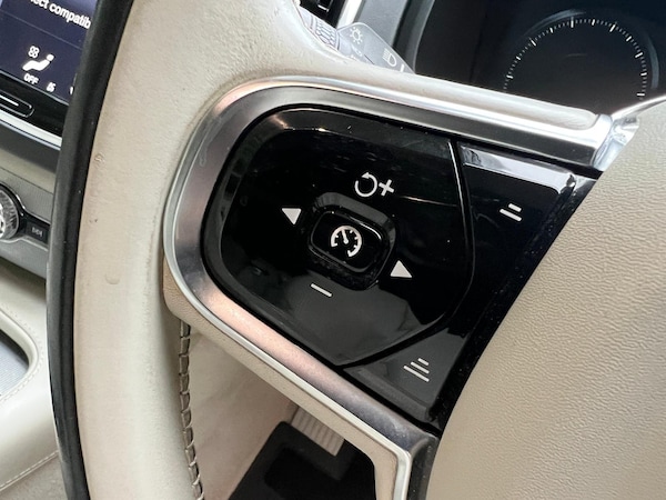Used Volvo XC90 2015 for sale - 76094947: Photo 55