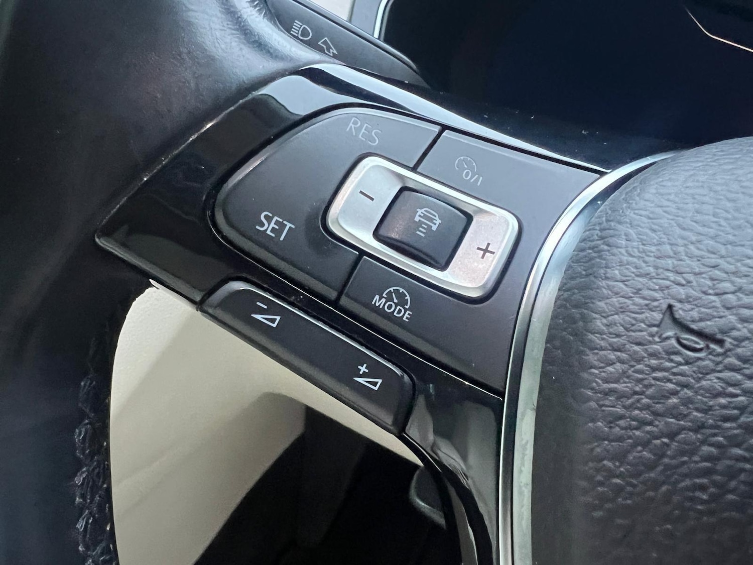 Used Volkswagen Passat 2018 for sale - 77659086: Photo 28