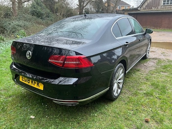 Used Volkswagen Passat 2018 for sale - 77659086: Photo