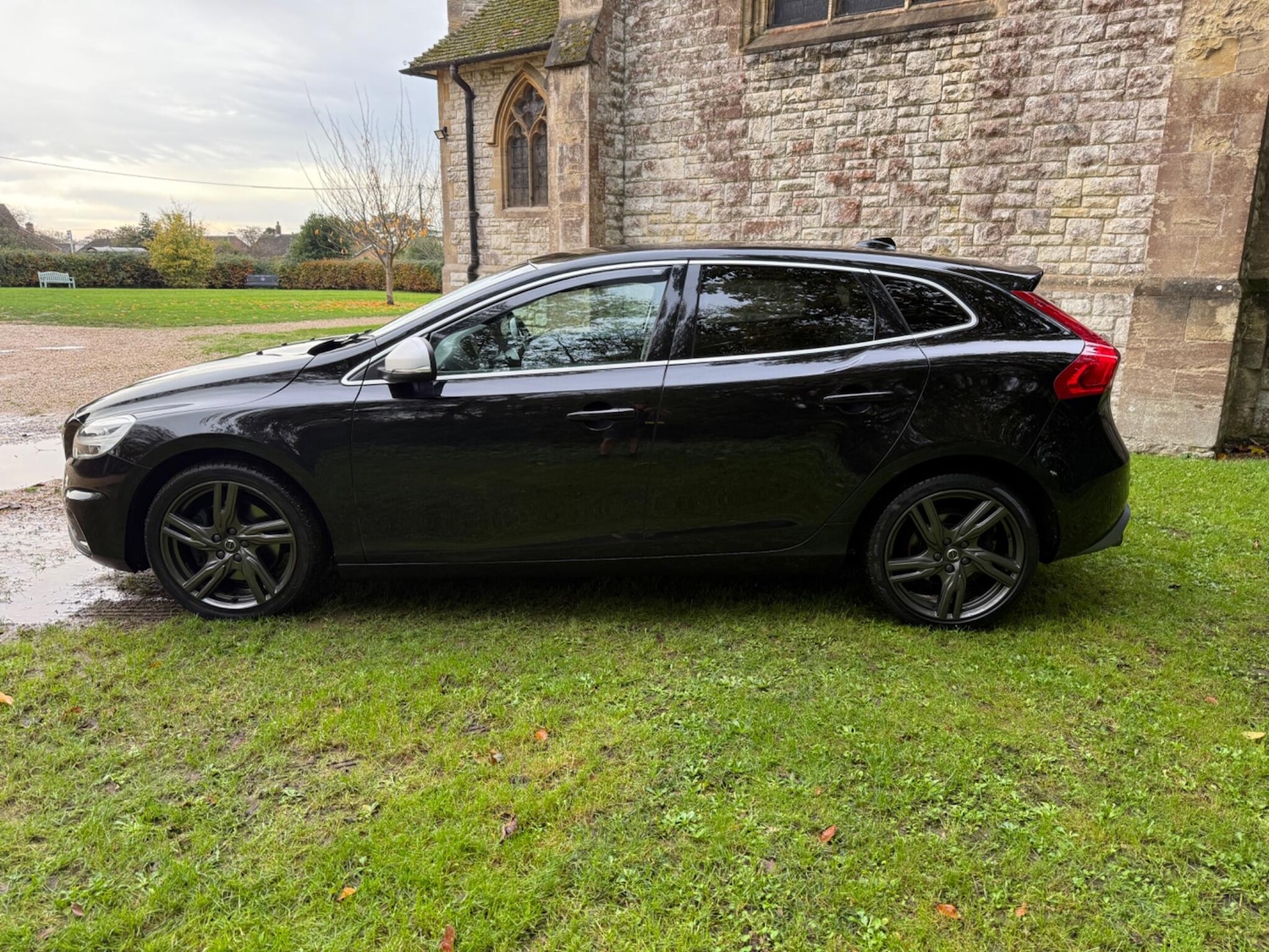 Used Volvo V40 2017 for sale - 76735415: Photo 6