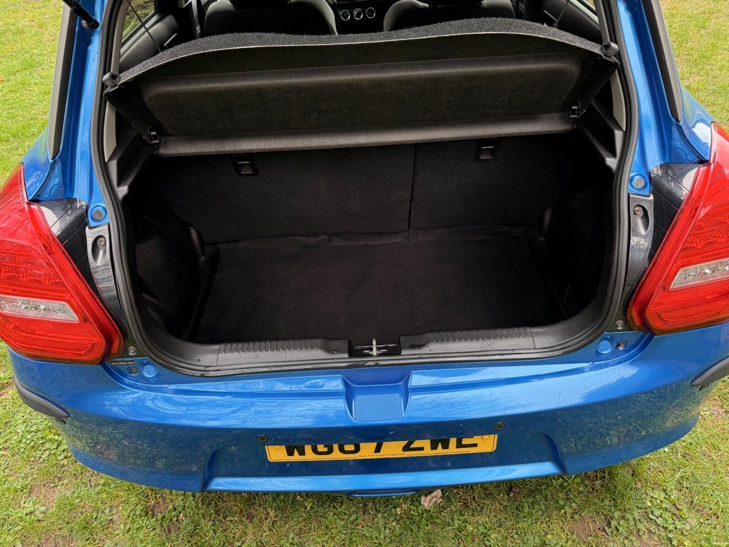 Used Suzuki Swift 2018 for sale - 77683209: Photo 30