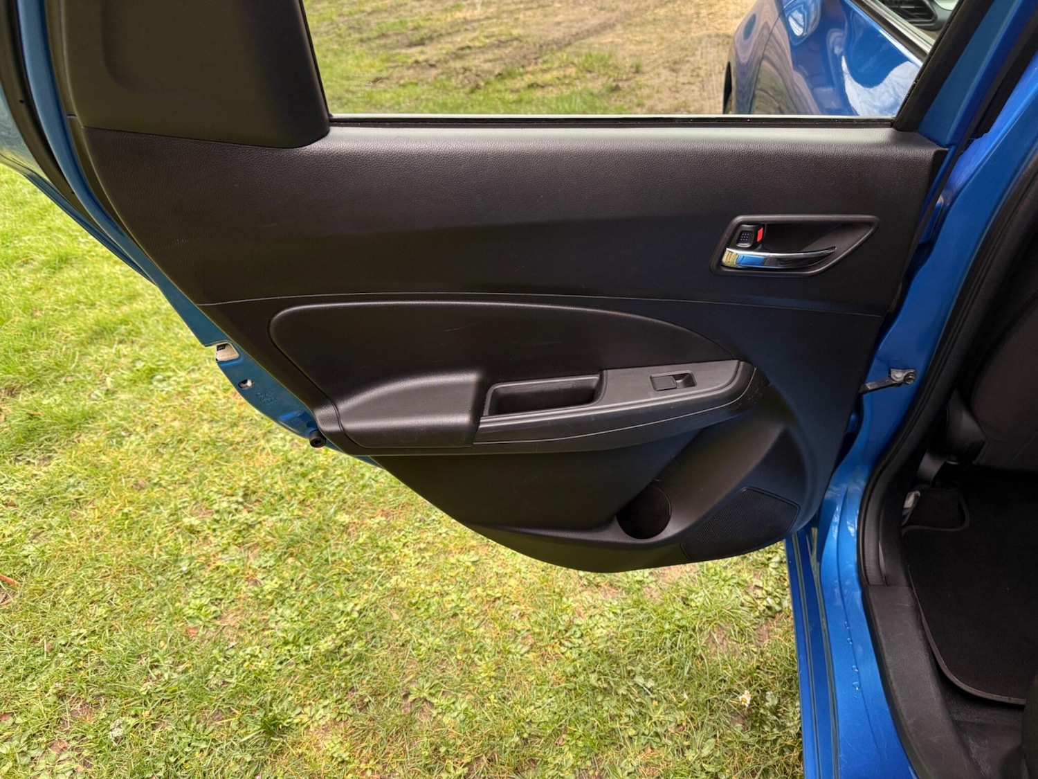 Used Suzuki Swift 2018 for sale - 77683209: Photo 51