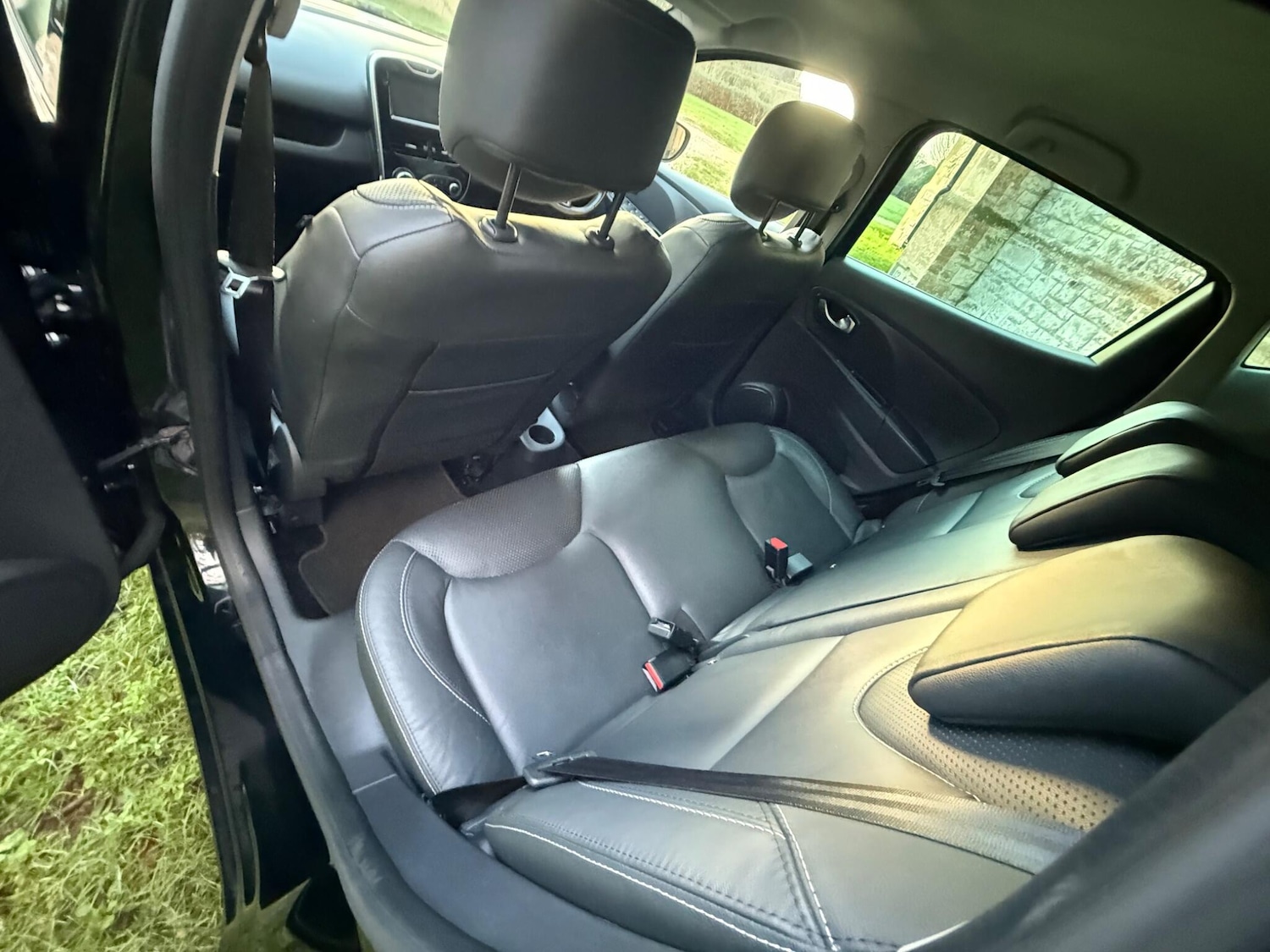 Used Renault Clio 2016 for sale - 76994632: Photo 26