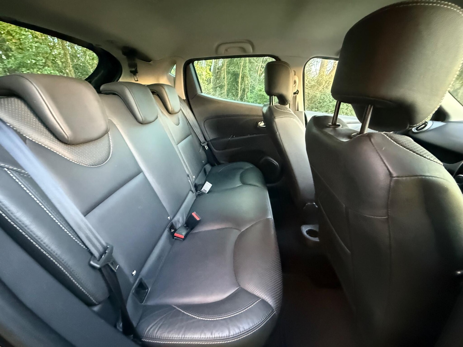 Used Renault Clio 2016 for sale - 76994632: Photo 29