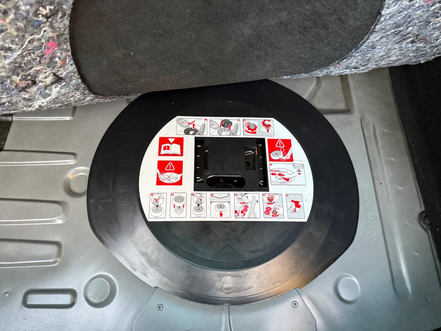 Used Renault Clio 2016 for sale - 76994632: Photo 33