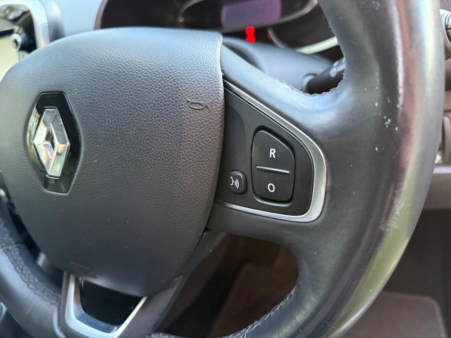 Used Renault Clio 2016 for sale - 76994632: Photo 35