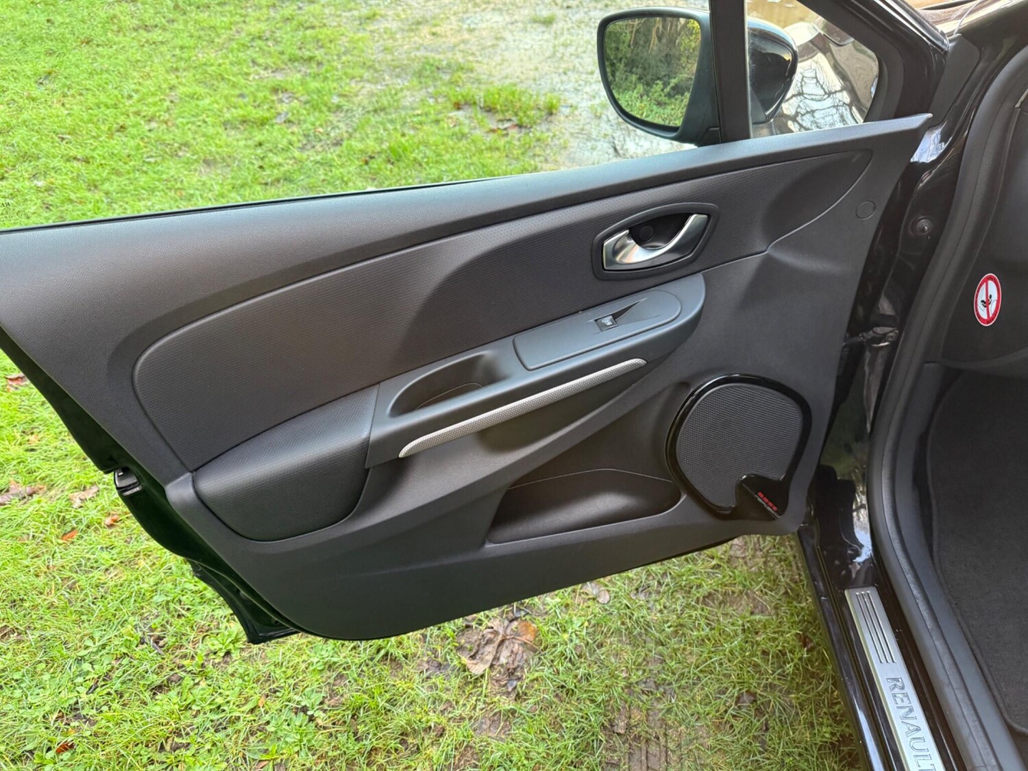 Used Renault Clio 2016 for sale - 76994632: Photo 49