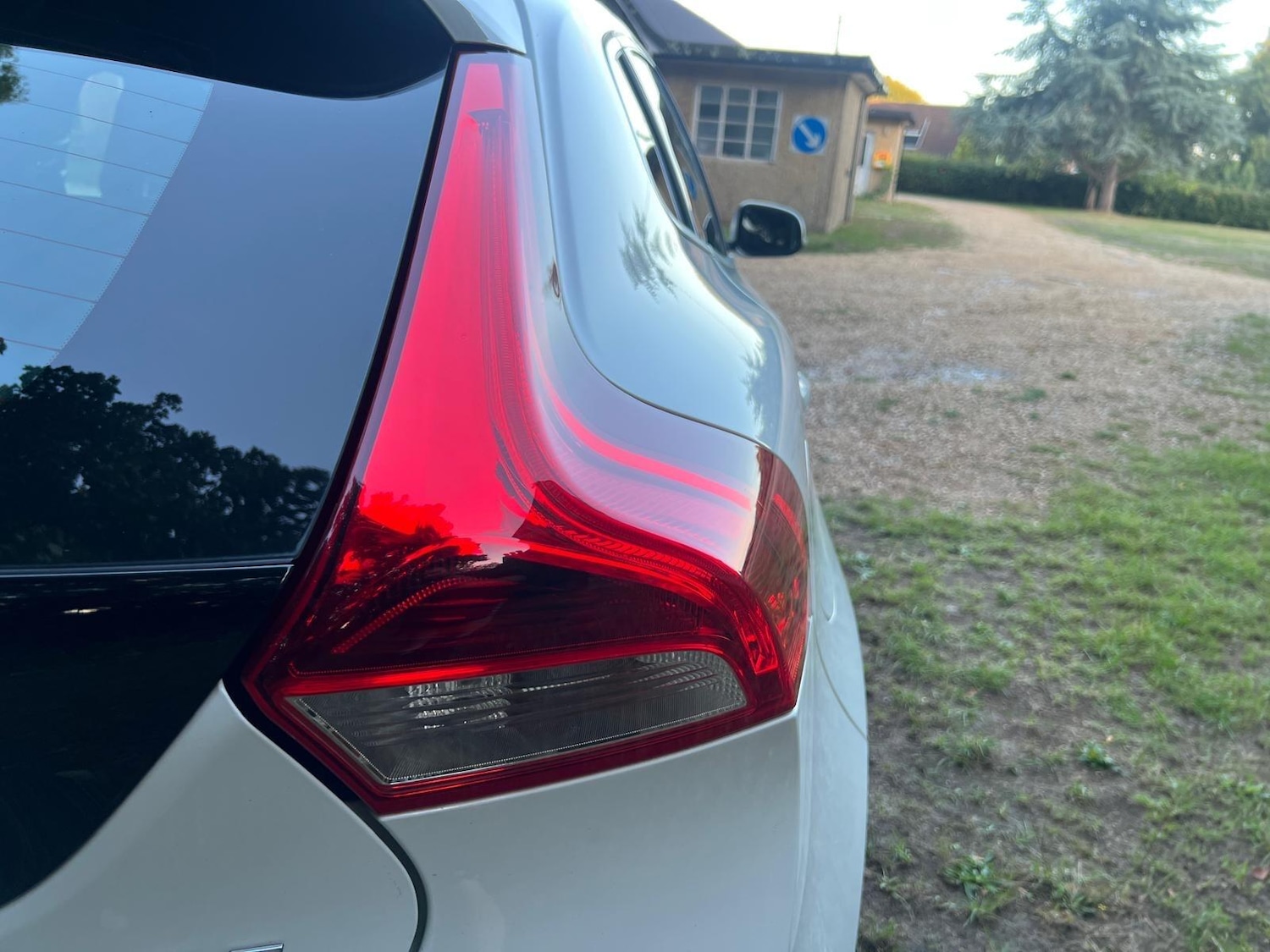 Used Volvo V40 2018 for sale - 76284225: Photo 17