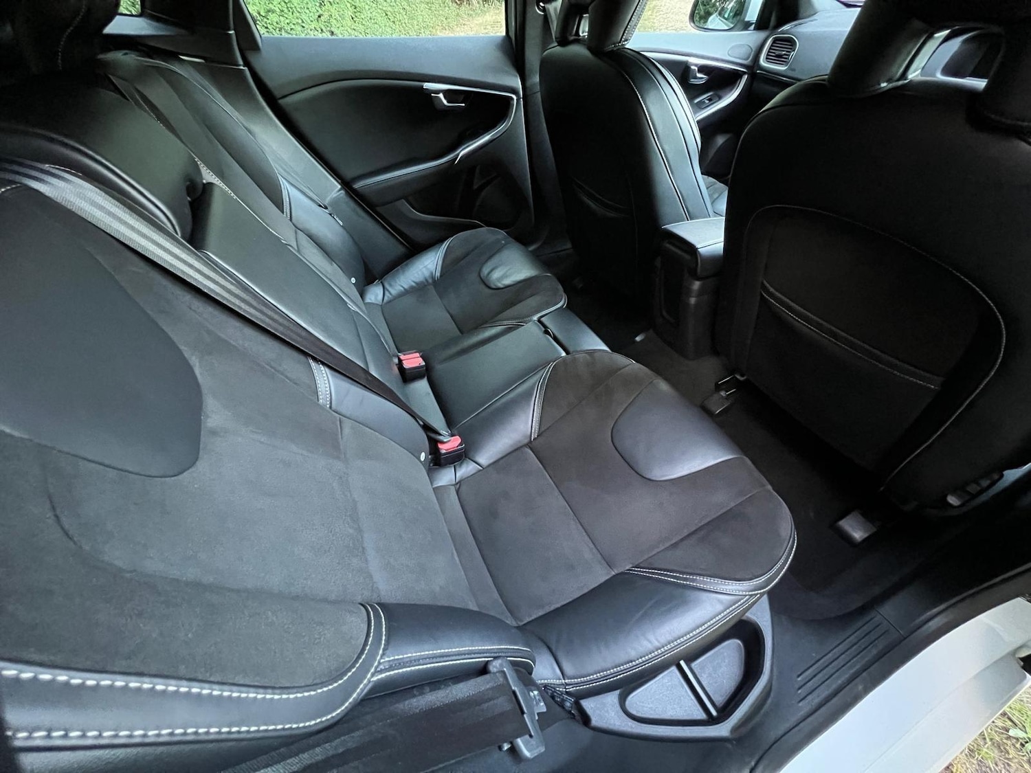 Used Volvo V40 2018 for sale - 76284225: Photo 30