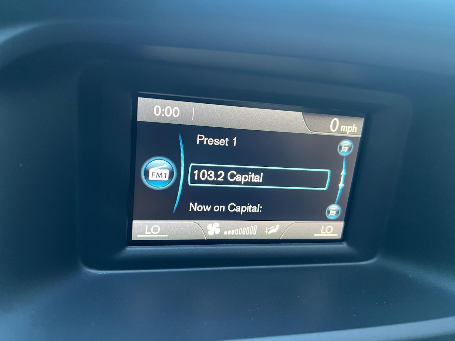 Used Volvo V40 2018 for sale - 76284225: Photo 48