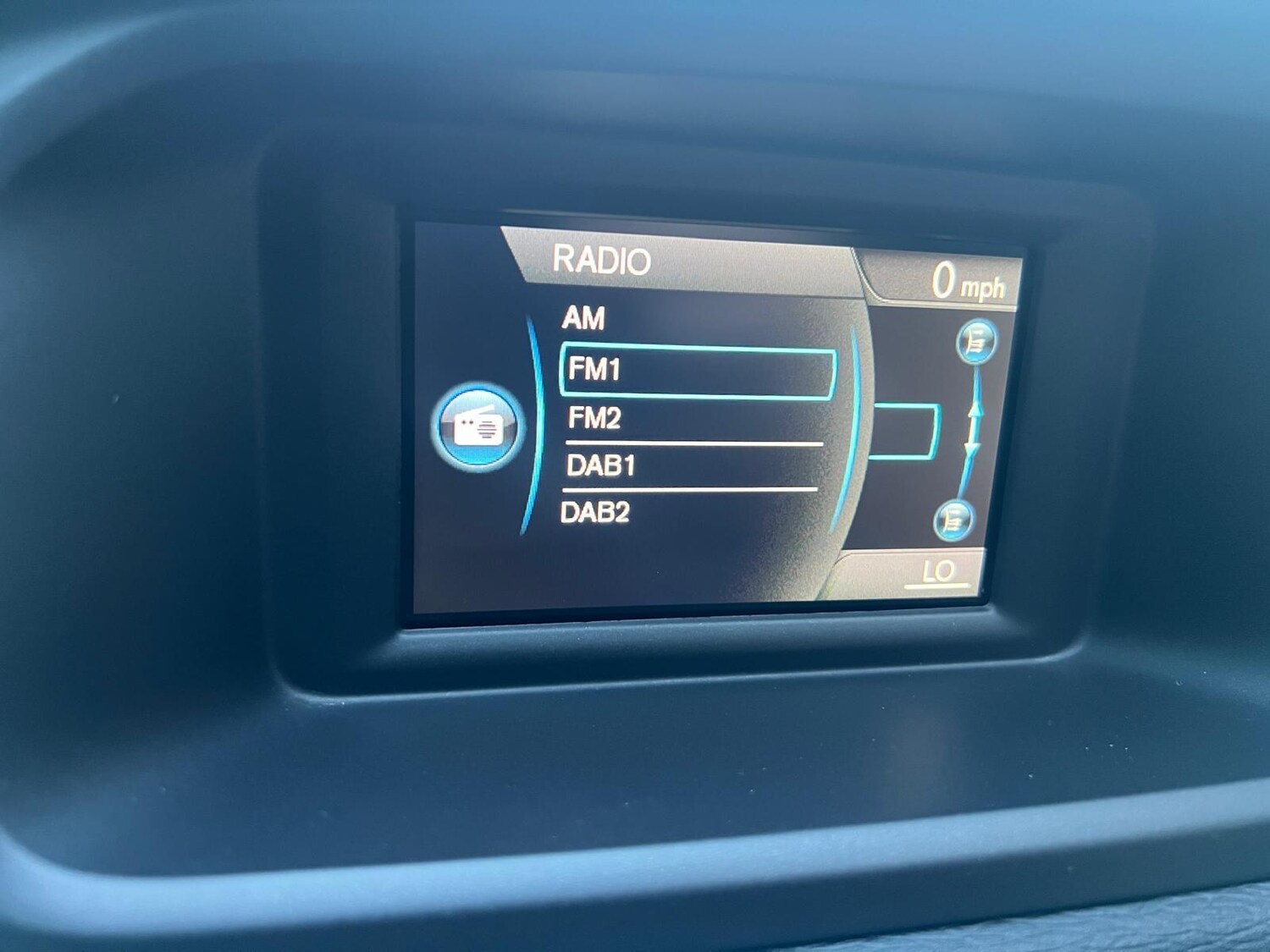 Used Volvo V40 2018 for sale - 76284225: Photo 51