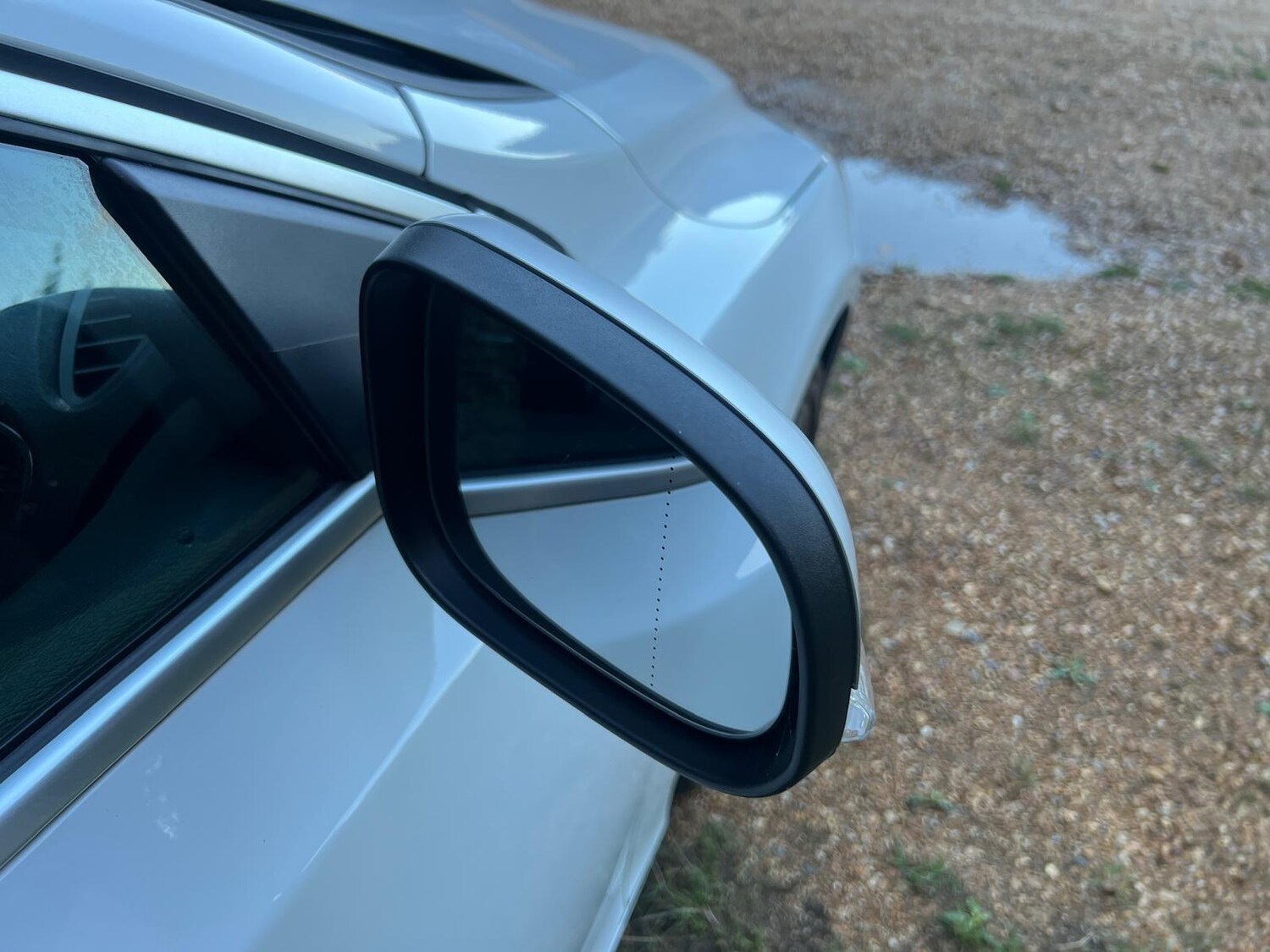 Used Volvo V40 2018 for sale - 76284225: Photo 57