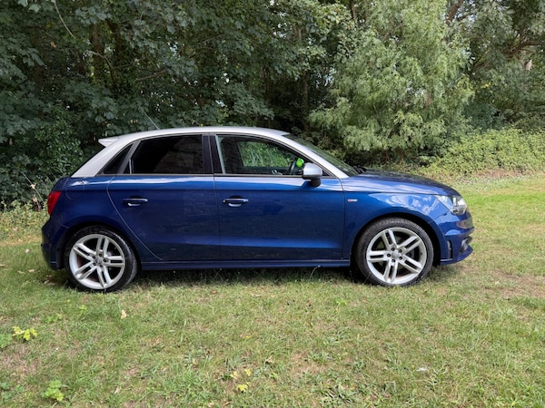 Used Audi A1 2013 for sale - 76314639: Photo 5