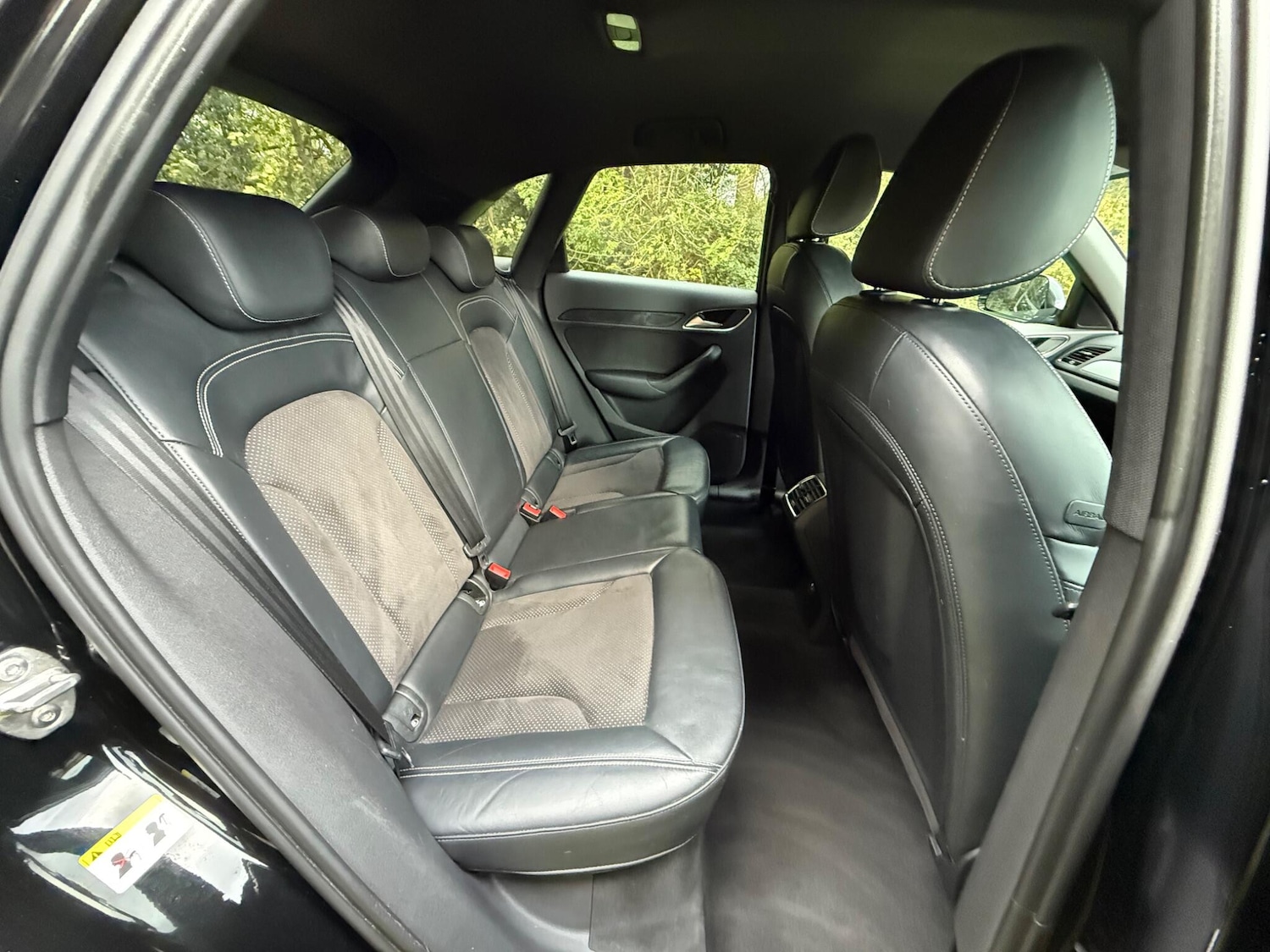 Used Audi Q3 2016 for sale - 76584876: Photo 30