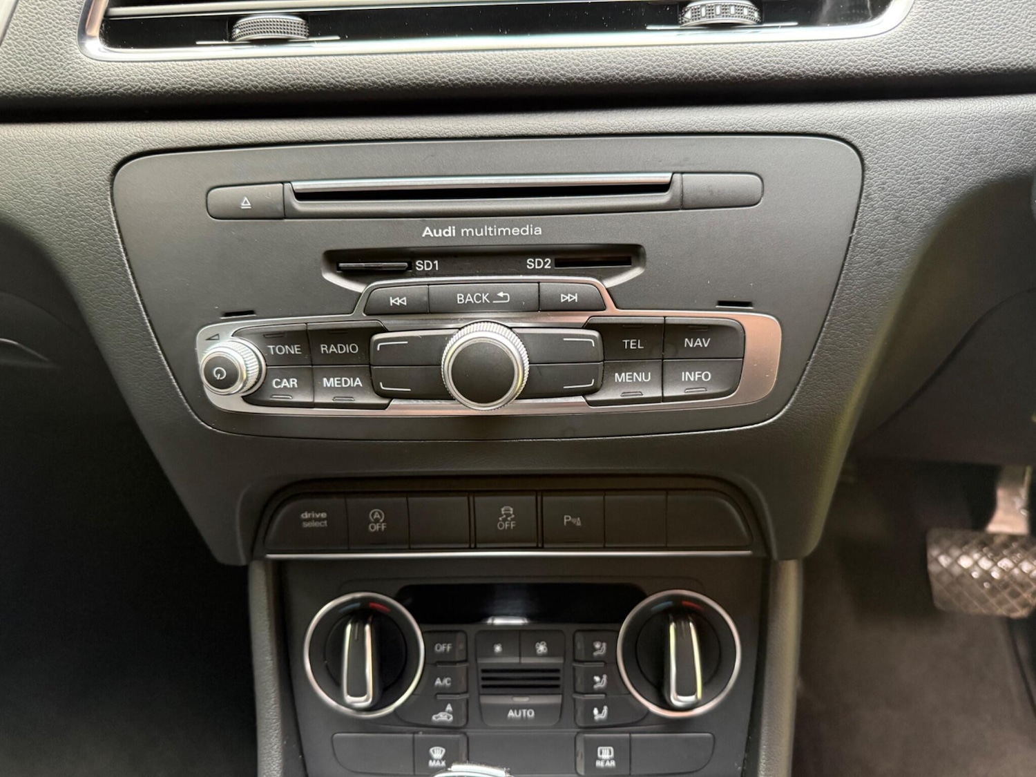 Used Audi Q3 2016 for sale - 76584876: Photo 41