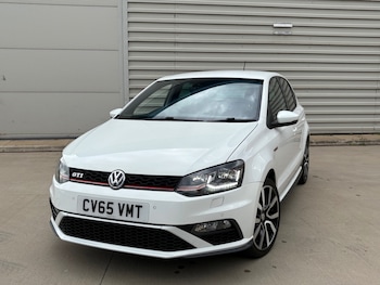 Used Volkswagen Polo 2015 for sale - 79050387: Photo