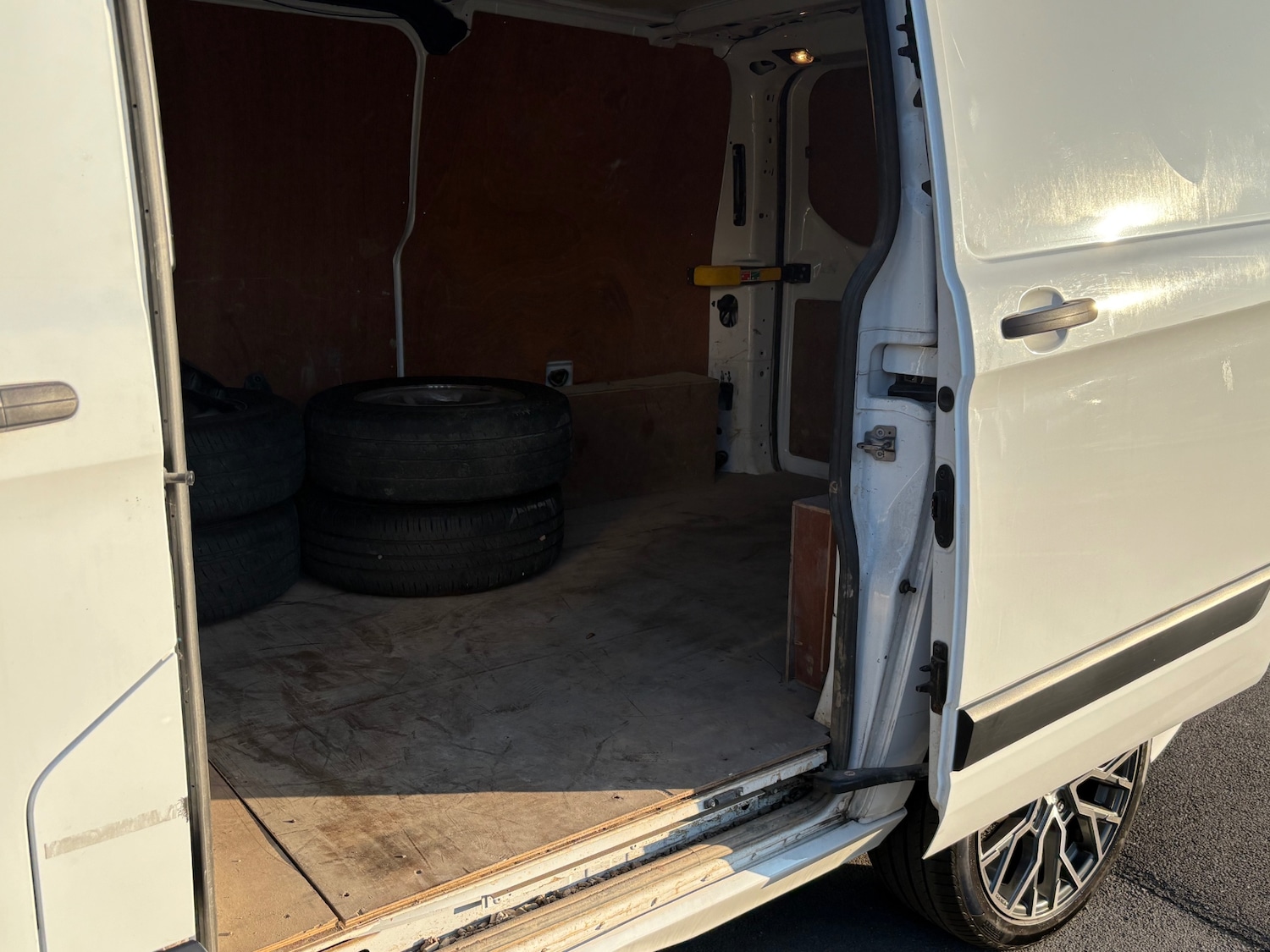 Vehicle 21