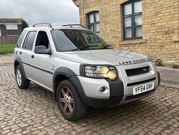 2005 (54) - 2.0 Td4 HSE Station Wagon 5dr