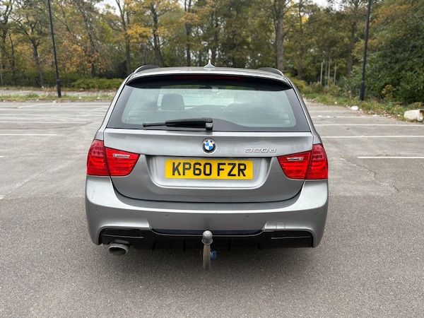 Used BMW 3 Series 2010 for sale - 76287910: Photo 5
