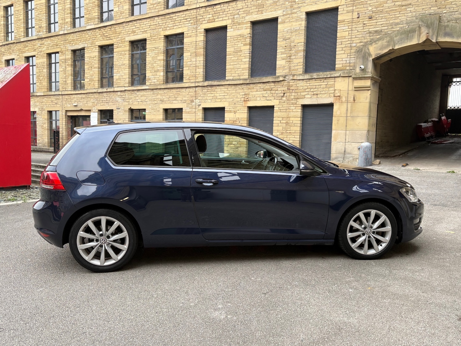 Used Volkswagen Golf 2013 for sale - 76162651: Photo 5