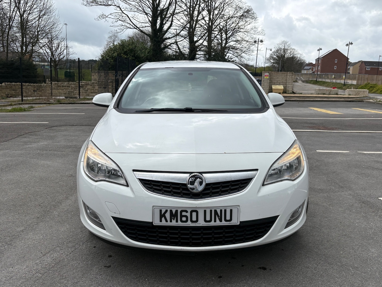 Used Vauxhall Astra 2010 for sale - 78090390: Photo 2