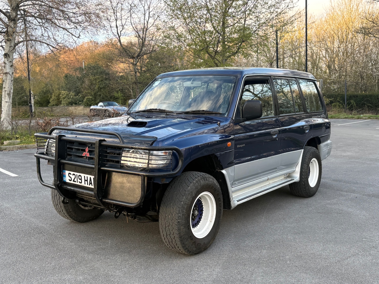 Used Mitsubishi Shogun 1998 for sale - 78202148: Photo 2