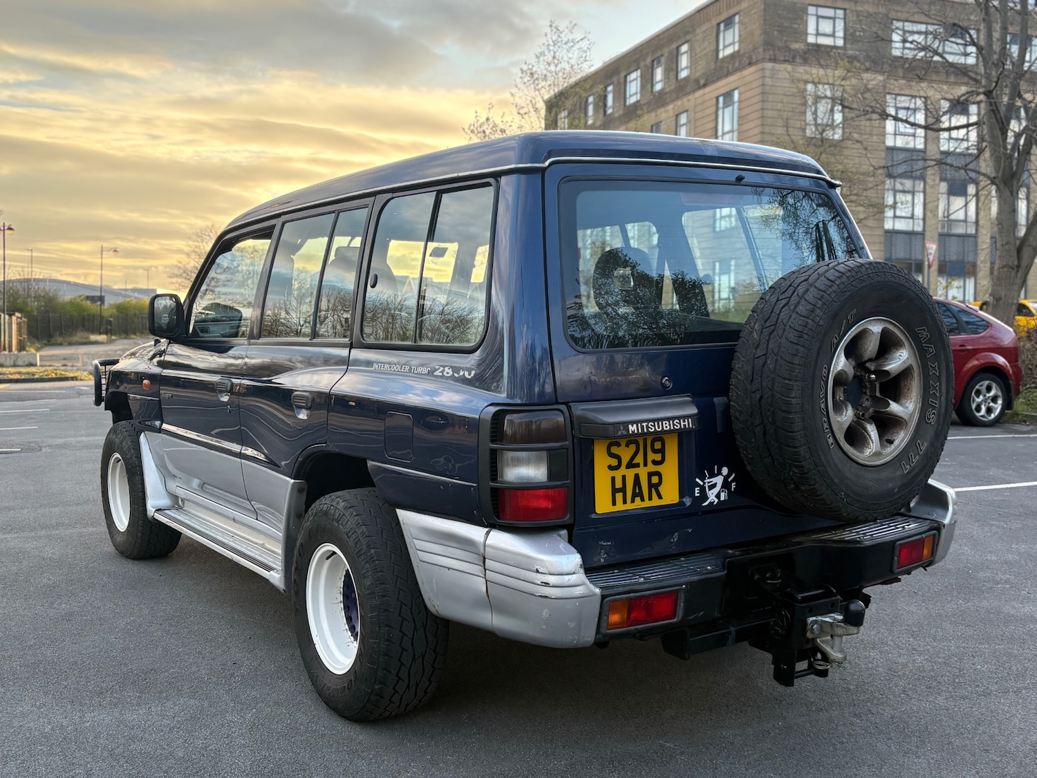 Used Mitsubishi Shogun 1998 for sale - 78202148: Photo 4