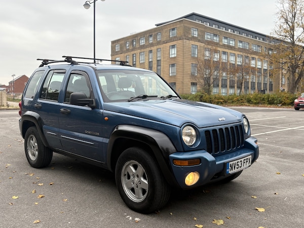Used Jeep Cherokee 2003 for sale - 76312491: Photo 1