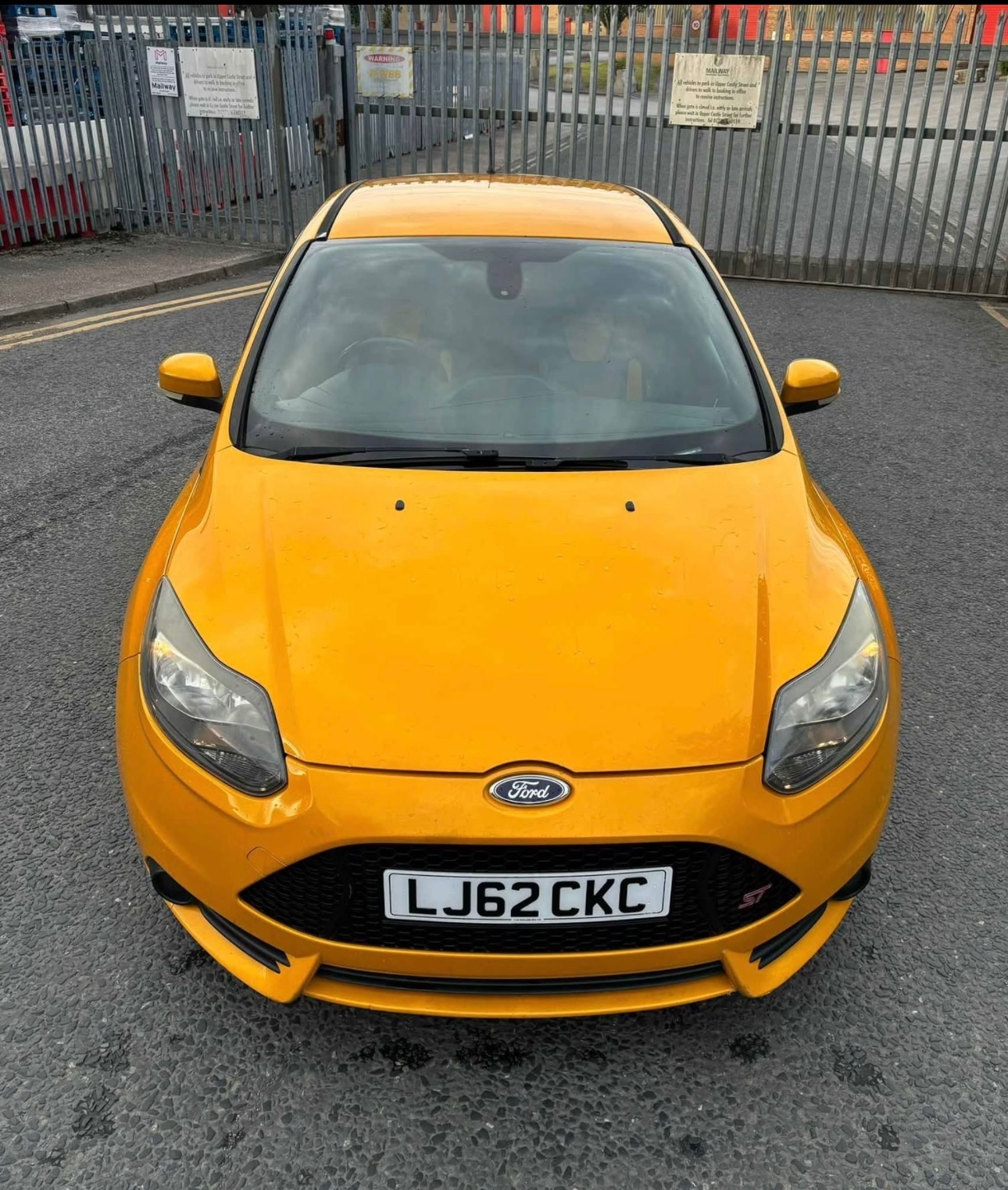 Used Ford Focus 2012 for sale - 76670945: Photo 2