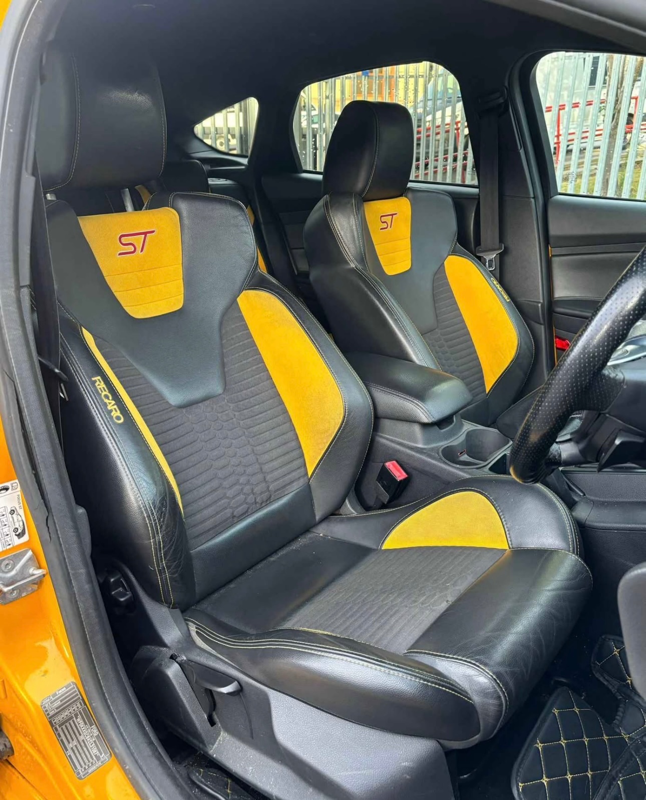 Used Ford Focus 2012 for sale - 76670945: Photo 7