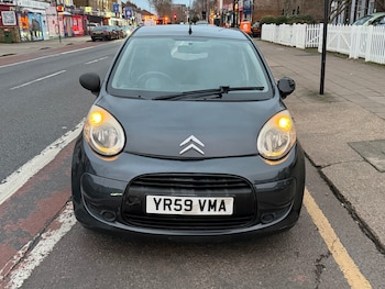 2009 (59) - 1.0i VT 5dr