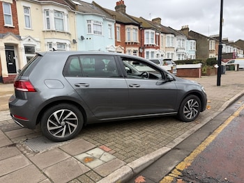 Used Volkswagen Golf 2020 for sale - 76656406: Photo