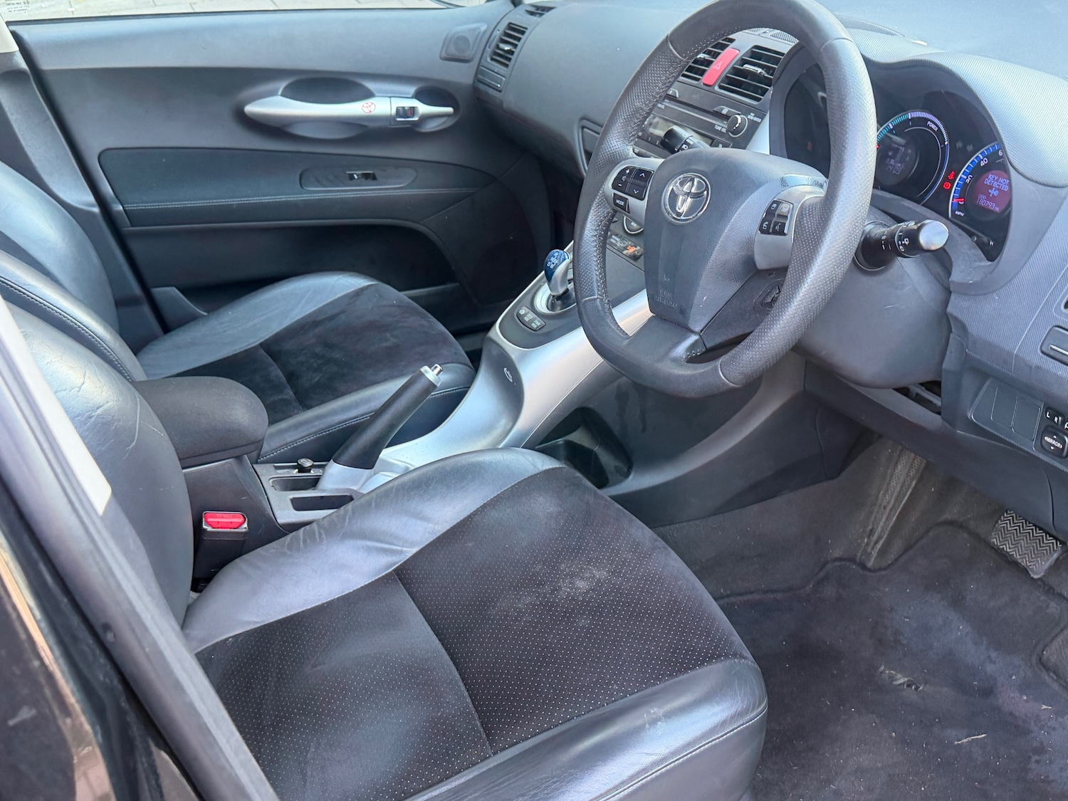 Used Toyota Auris 2012 for sale - 76894886: Photo 13