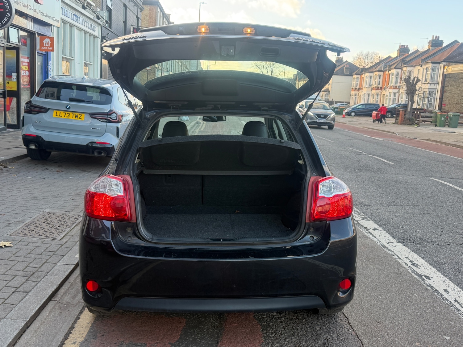 Used Toyota Auris 2012 for sale - 76894886: Photo 6