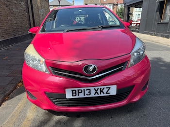 Used Toyota Vitz 2013 for sale - 79473768: Photo