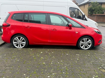 Used Vauxhall Zafira 2017 for sale - 76986619: Photo