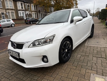 Used Lexus CT 2011 for sale - 76580442: Photo