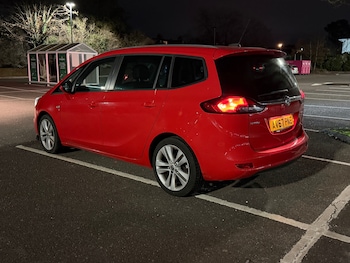 Used Vauxhall Zafira 2017 for sale - 77065485: Photo